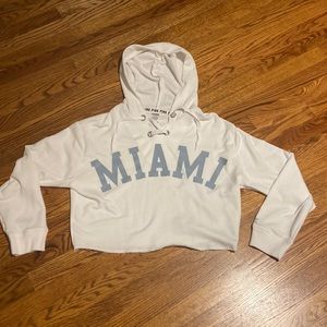 NWOT VS PINK Miami cropped hoodie